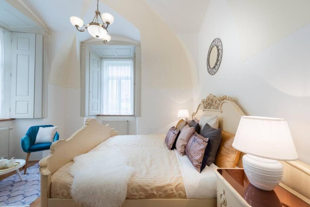Rose Apartments / Romantic & Cozy / City Center Πράγα Εξωτερικό φωτογραφία