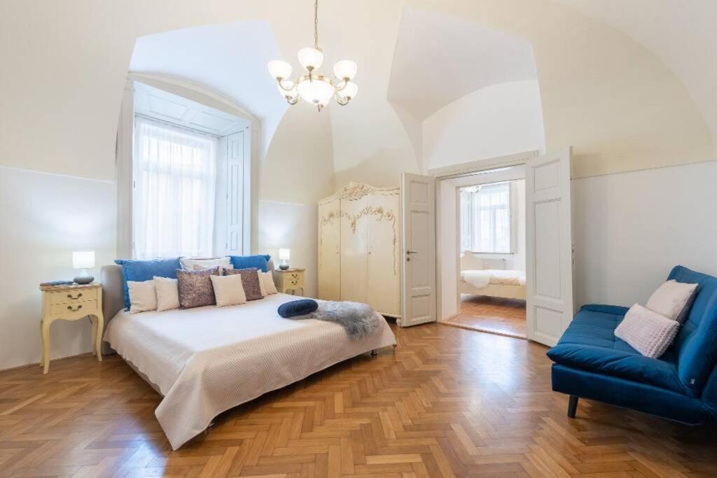 Rose Apartments / Romantic & Cozy / City Center Πράγα Εξωτερικό φωτογραφία