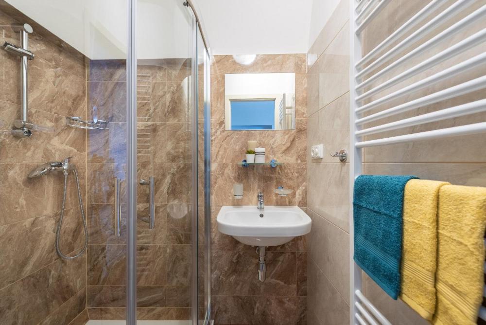 Rose Apartments / Romantic & Cozy / City Center Πράγα Εξωτερικό φωτογραφία